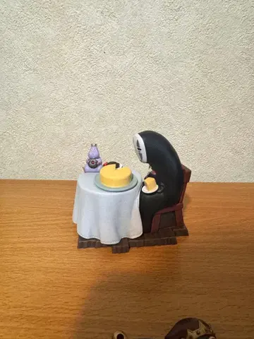 가오나시 센과 치히로의 행방불명 소품함