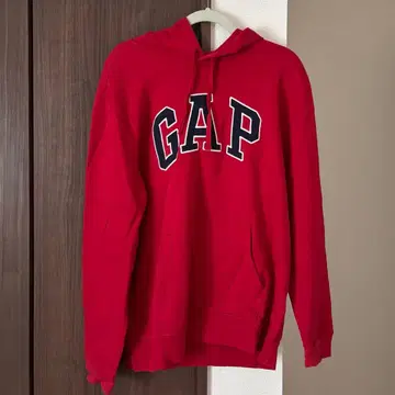 GAP 빨간색 후드 부착 후드티