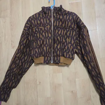 adidas IVY PARK 크롭 자켓 브라운 계열