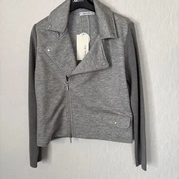 미사용 새상품 (사유 있음) 그레이 라이더 자켓 맨투맨 소재