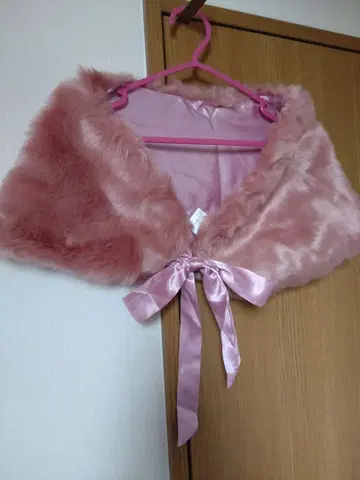 숄 핑크 퍼 리본 인조 모피 파티 고급스러움 화려함