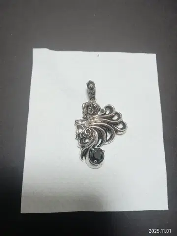 LION HEART 목걸이 탑