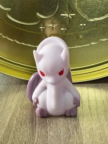 메가뮤츠 피규어 포켓몬