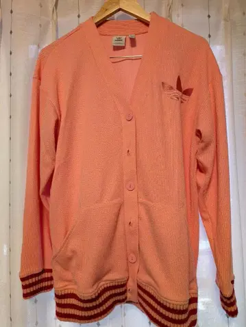 adidas 핑크 가디건 사이즈 160/72A