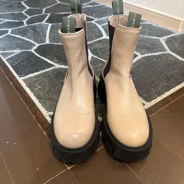 파비오 루스코니 사이드 고어 부츠 베이지