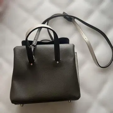 ZARA 그레이 카키 베이지 가죽풍 숄더백