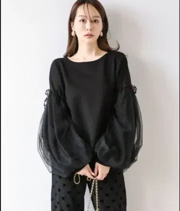 La-gemme 튤 소매 블라우스 프리 사이즈 블랙 튤 상의