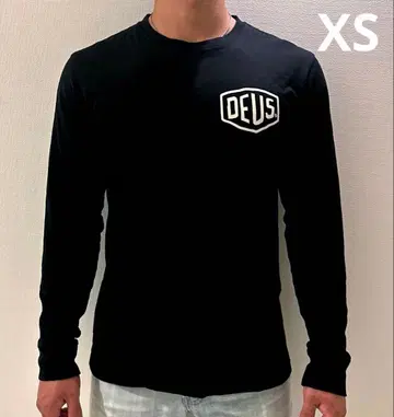 데우스 엑스 마키나 롱T