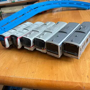 프라레일 도에이 아사쿠사 호쿠소선