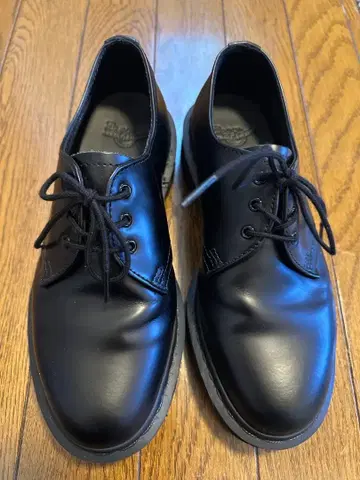 닥터마틴 3홀 마틴 UK5