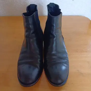 UNITED ARROWS 블랙 사이드 고어 부츠 천연 가죽