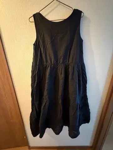 블랙 슬리브리스 원피스