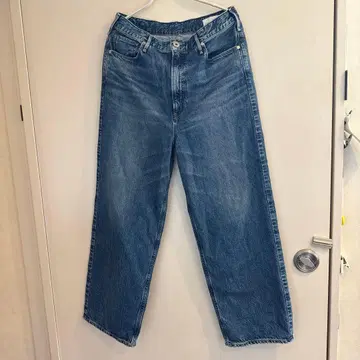 새상품급 어퍼 하이츠 데님 25