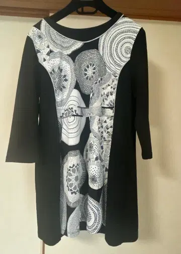 LEONARD SPORT 기하학 패턴 반소매 튜닉 40 ( L )