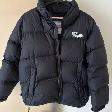 퍼스트 다운 블랙 다운 자켓 S 사이즈