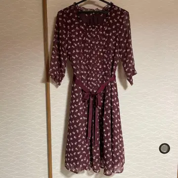 꽃무늬 원피스 갤러리 비스콘티 빨간색