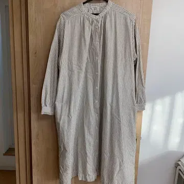 quatre saisons 스트라이프 긴팔 셔츠 원피스