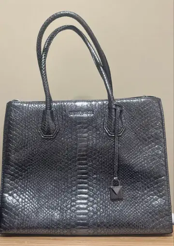 MICHAELKORS 그레이 토트백 크로커다일풍 2WAY