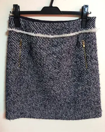 [ TOMORROWLAND ] 네이비와 화이트의 트위드 미니 스커트