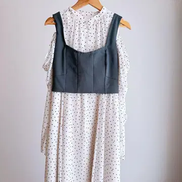 [ 머큐리 듀오 ] 도트 무늬 롱 원피스