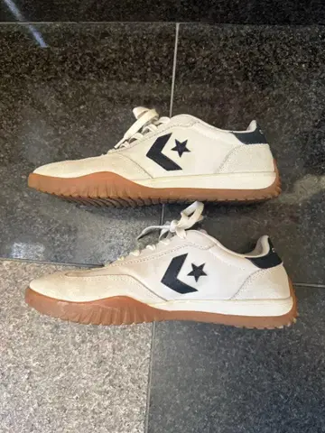 컨버스 런스타 트레이너 25cm