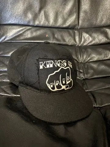 Invisible Man Kings of Pain 캡