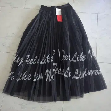 블랙 플리츠 스커트 새상품