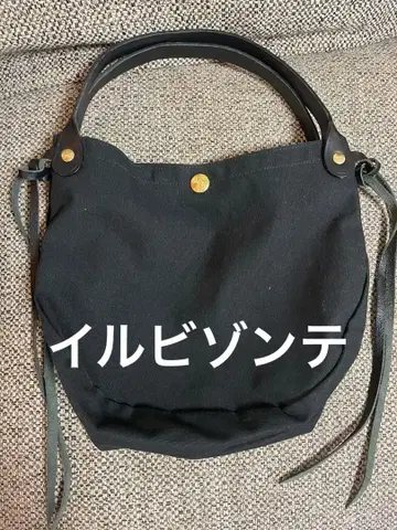 일비종떼 블랙 토트백