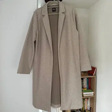 ZARA 베이지 롱 코트 L 사이즈