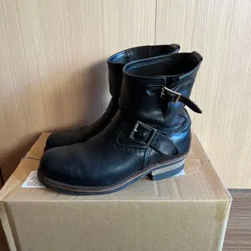 레드윙 단종 숏 엔지니어 부츠