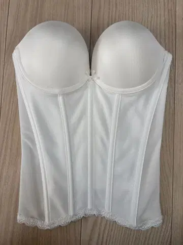 클라우디아 뷔스티에 브라이덜 이너 화이트 C65