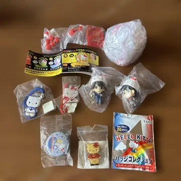 헬로키티 가챠가챠 외 8종 세트 미개봉품