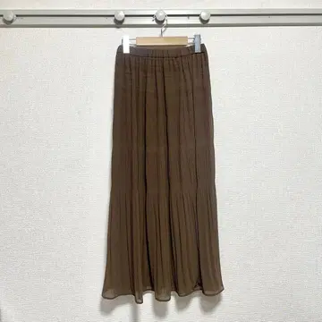 [ 새상품급 ] LOWRYS FARM(로리즈팜) 플리츠 롱 스커트