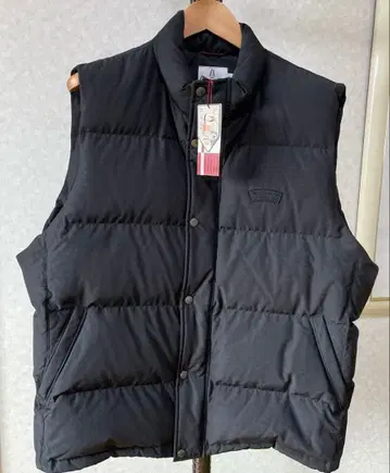 허시파피 4L 블랙 다운 베스트 퀼팅 디자인