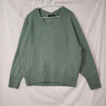 유나이티드 애로우즈 폭스 혼방 울 V넥 니트