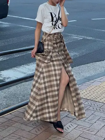 이번 시즌 RANCLIC Slit trench skirt 신상 새상품