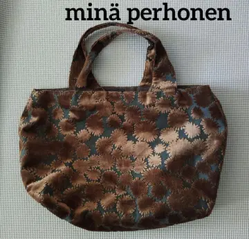 미나 페르호넨 플라워 패턴 토트백