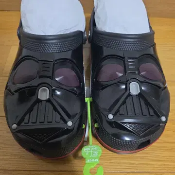 레어템 crocs Star Wars Darth Vader