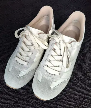 시더 크레스트 핑거프리 슈즈 24.0cm