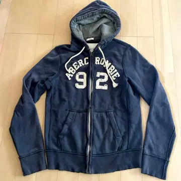 새상품급! Abercrombie & Fitch 네이비 풀 집업 후드티