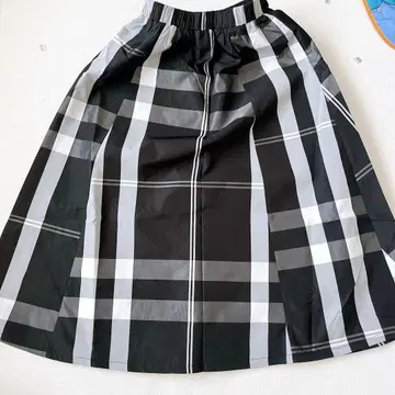 [엠엘루세] 체크 무늬 스커트 플레어 허리밴딩 여성용