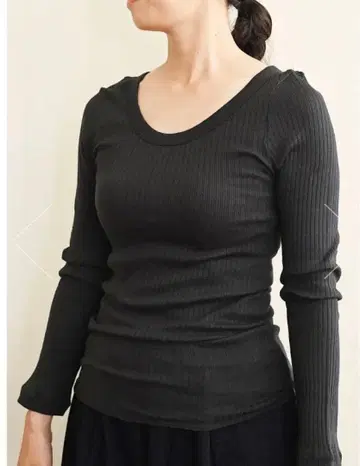 closely click pebble 코튼 실크 골지 롱 슬리브 블랙