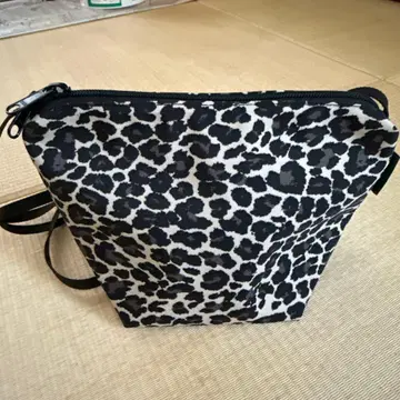 에르베샤 펠리에 팬서 숄더