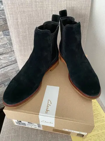 Clarks 블랙 사이드 고어 부츠 스웨이드