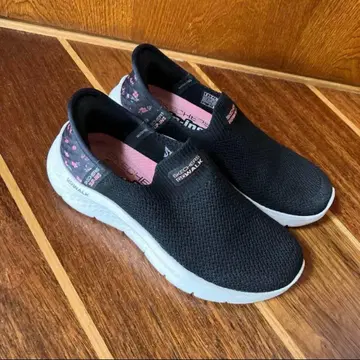 스케쳐스 스니커즈