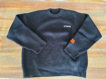 HERON PRESTON 블랙 리브 스웨터