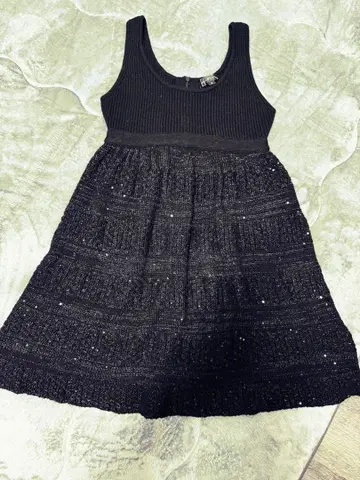 질 니트 원피스