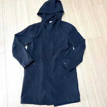 KOE 후드 부착 블랙 코트 S 사이즈