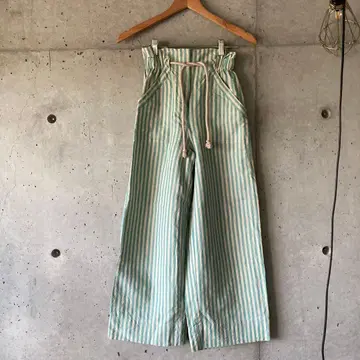 스카이블루와 핑크 스트라이프 와이드 팬츠