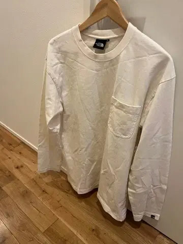 THE NORTH FACE 화이트 롱 슬리브 티셔츠 L